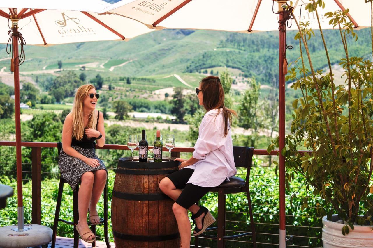 Alluvia Boutique Winery & Luxury Accommodation Стеленбош Екстериор снимка Wine tasting at a winery in Marlborough, New Zealand