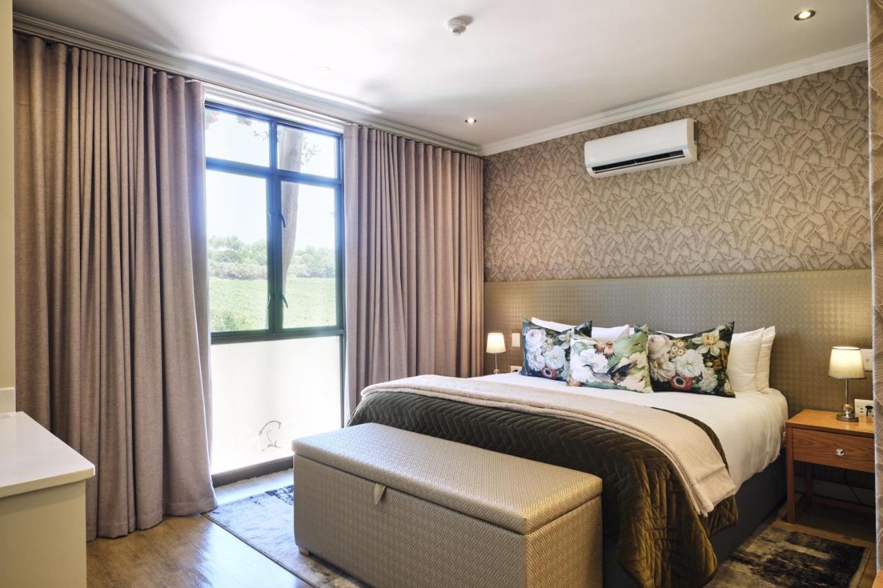 Alluvia Boutique Winery & Luxury Accommodation Стеленбош Екстериор снимка